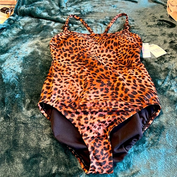 Women’s One Piece Bathing Suit - Picture 1 of 6